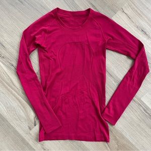 Fuschia lululemon swiftly tech long sleeve size 4